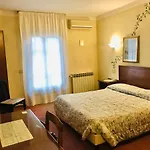 Franceschi 3*