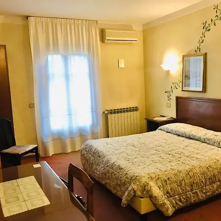 Franceschi 3*
